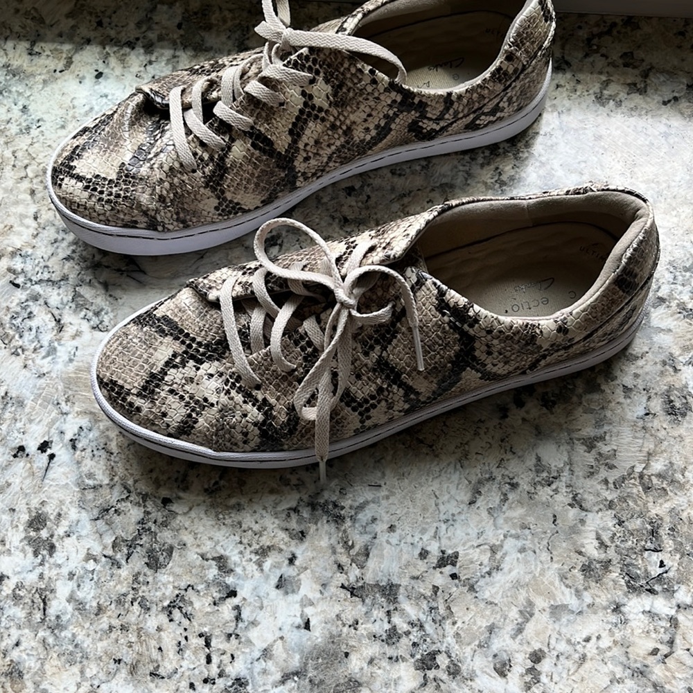 Clarks tennis shoes